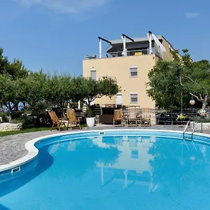 ark-beach-apartments-split.splithotels.org/